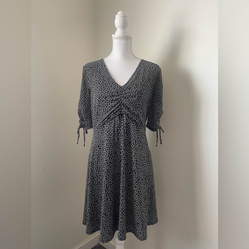 Vintage Black and White Floral Knee Length Dress